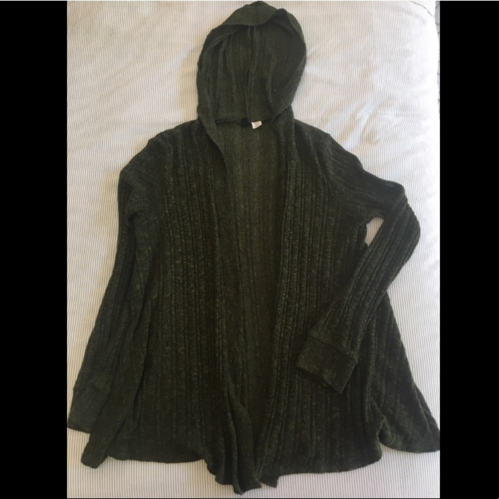 Hooded sweater